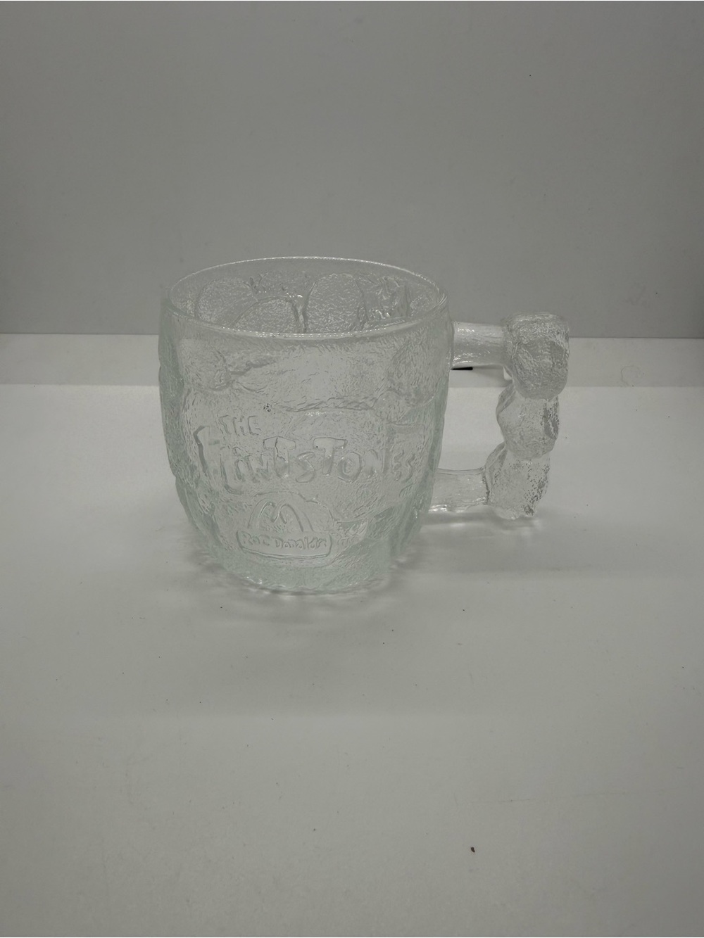 1993 McDonald’s RocDonald’s Rocky Road Flintstones Frosted Glass‎ Collector Mug